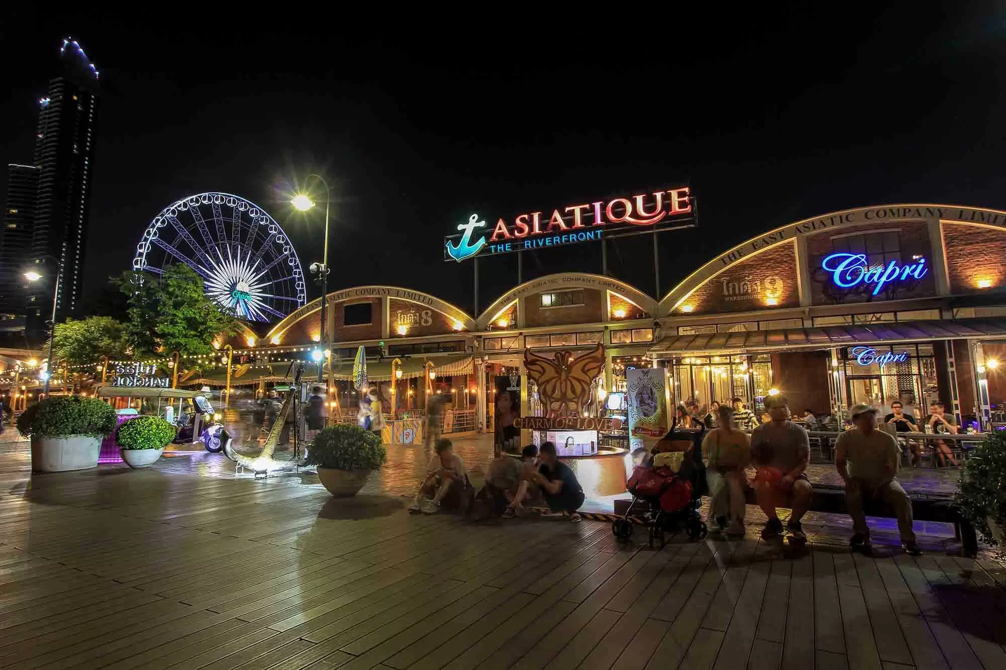 03-night-market-asiatique-the-riverfront-1688129774.webp